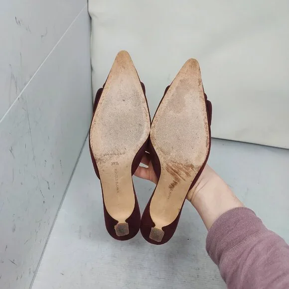 Manolo Blahnik Burgundy Suede Maysale Mules - Picture 2 of 11